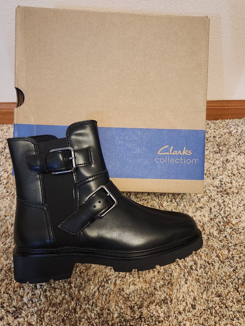 Clarks Lauryl Bay Boots New In Box Size 6.5